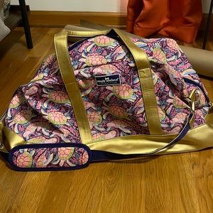 Simply Southern Travel bag. Great condition. Used once.